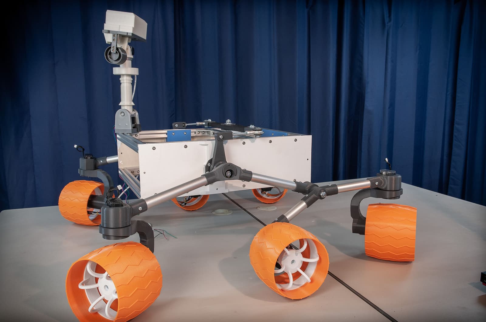 074_MarsRover_Fredj21.jpg