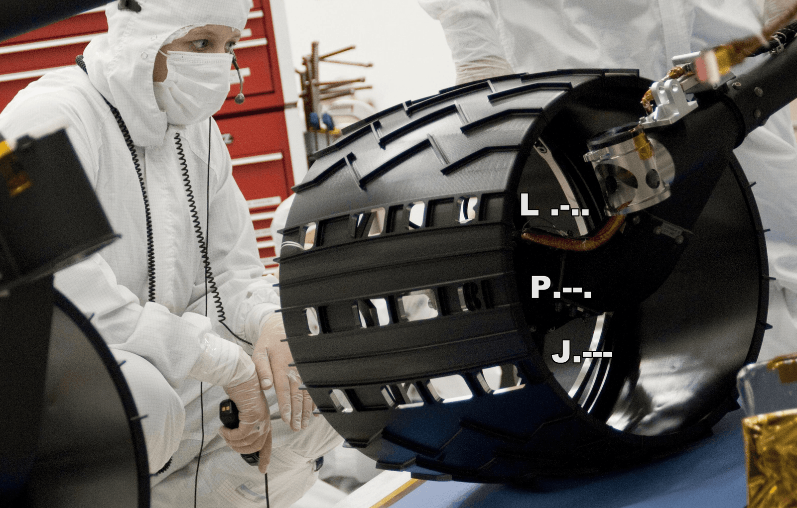 Curiosity_wheel_pattern_morse_code.png