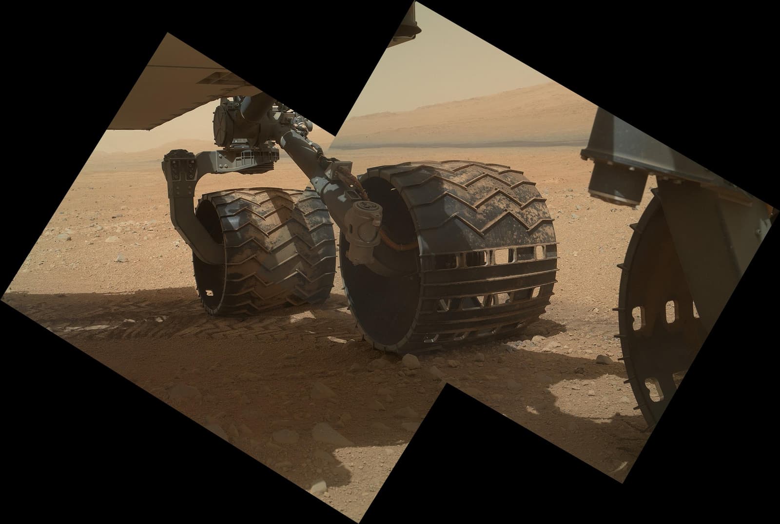 PIA16134-Mars_Curiosity_Rover_Wheels.jpg