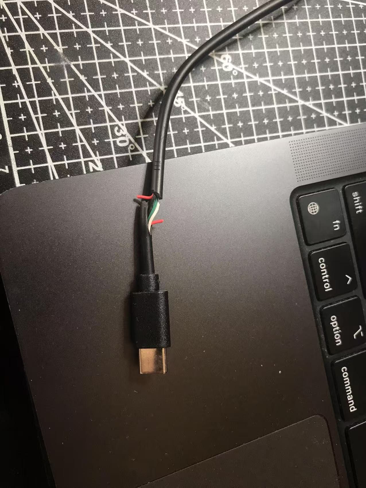 USB.jpg