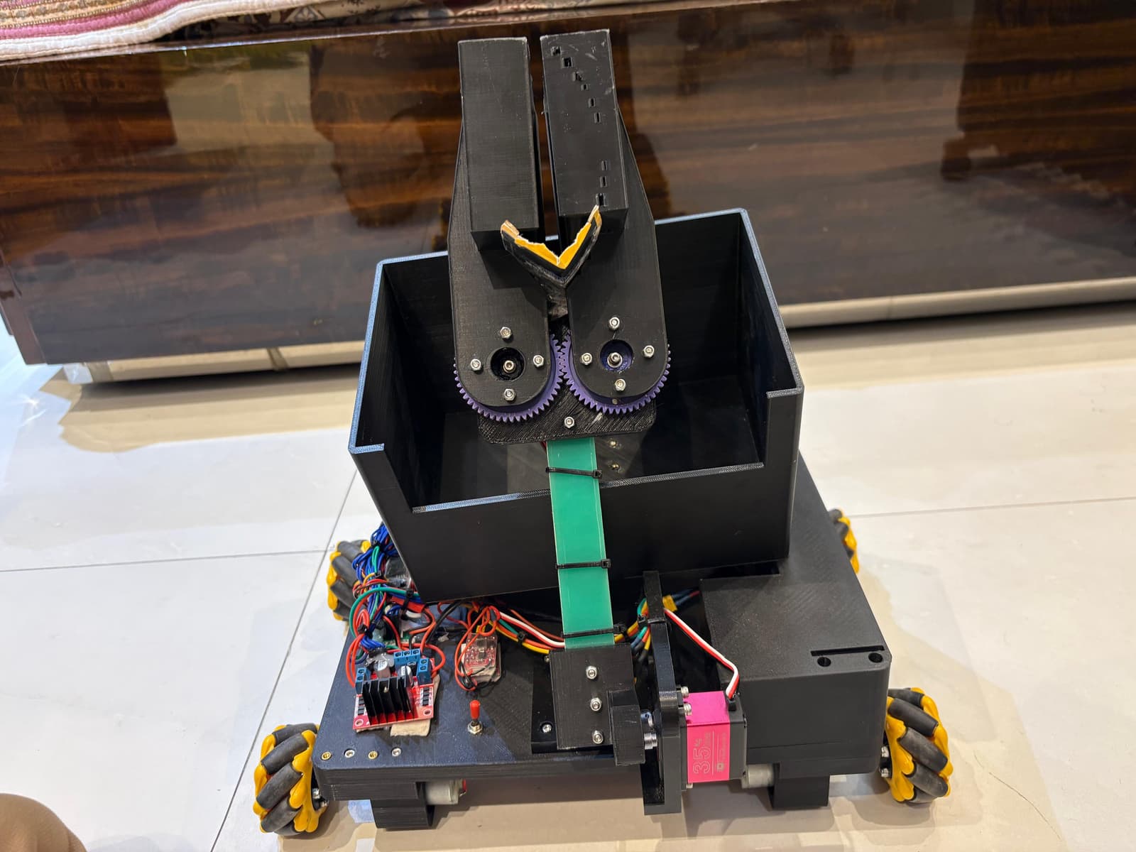 Robot Image 1.jpeg