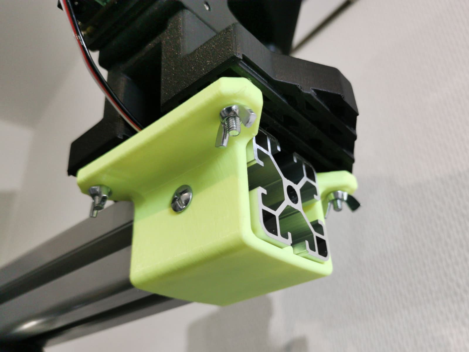 4040_base_mount_side.jpg