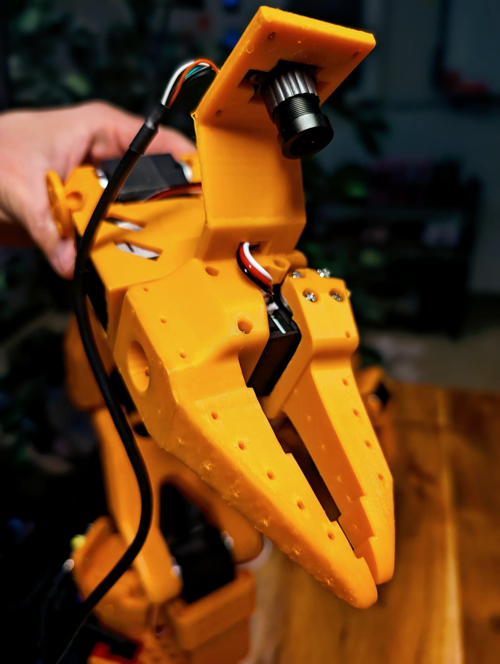 UVC_cam_mount.jpeg