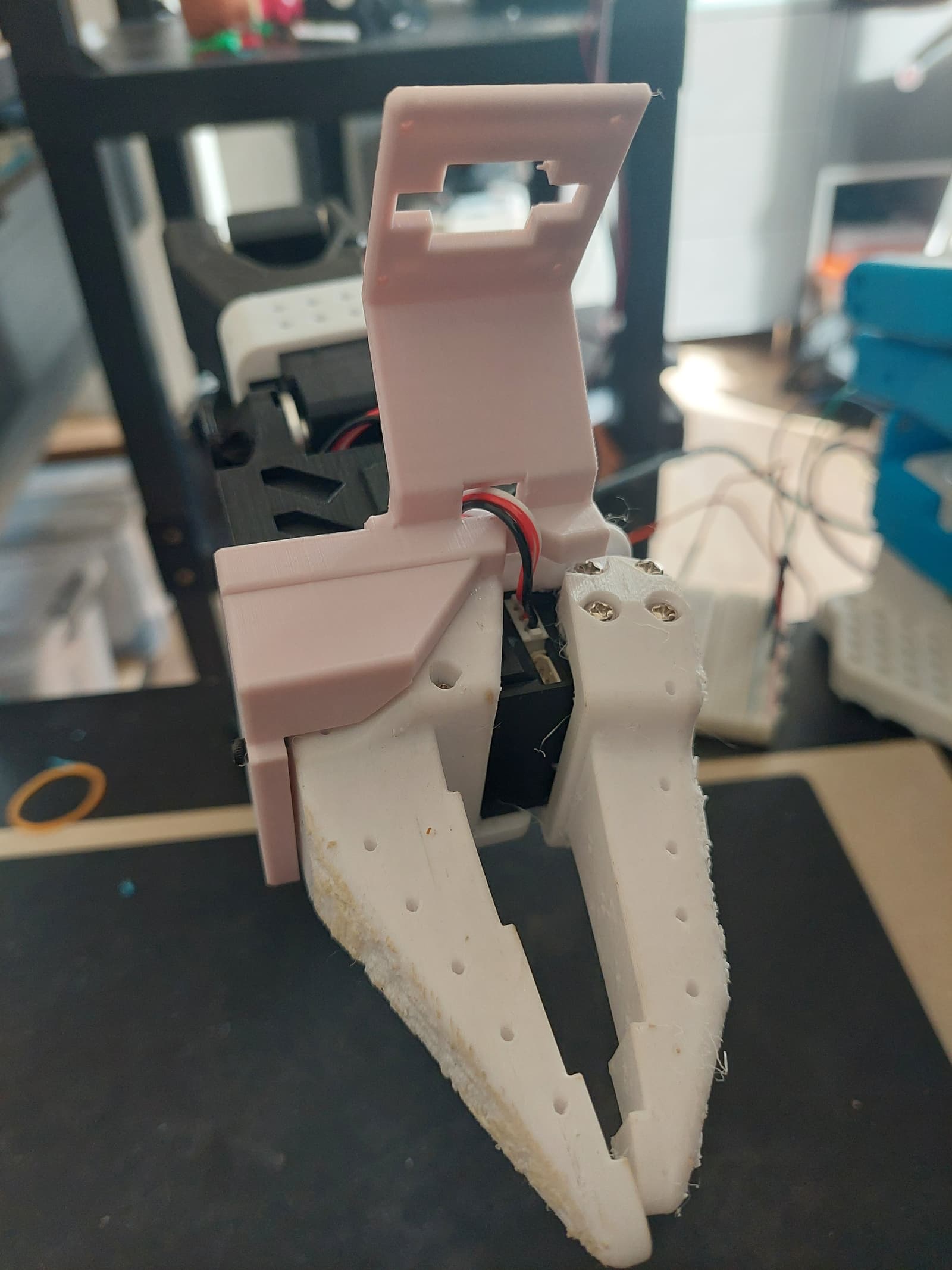 UVC_cam_mount_plugin.jpg