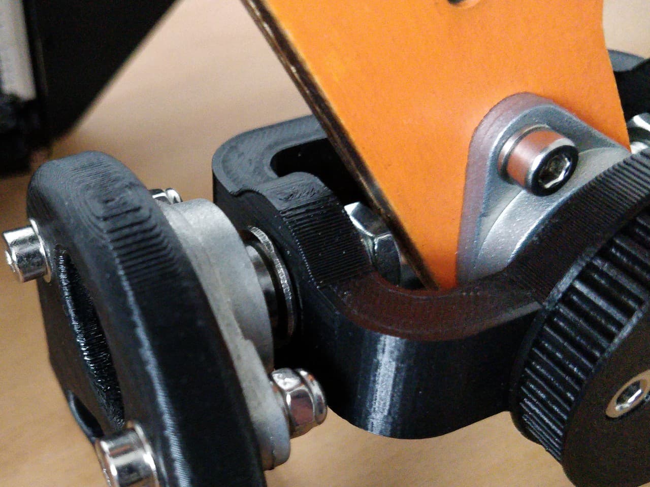 issue_04_no_save_limit_nut_cutting_in_heel.jpg