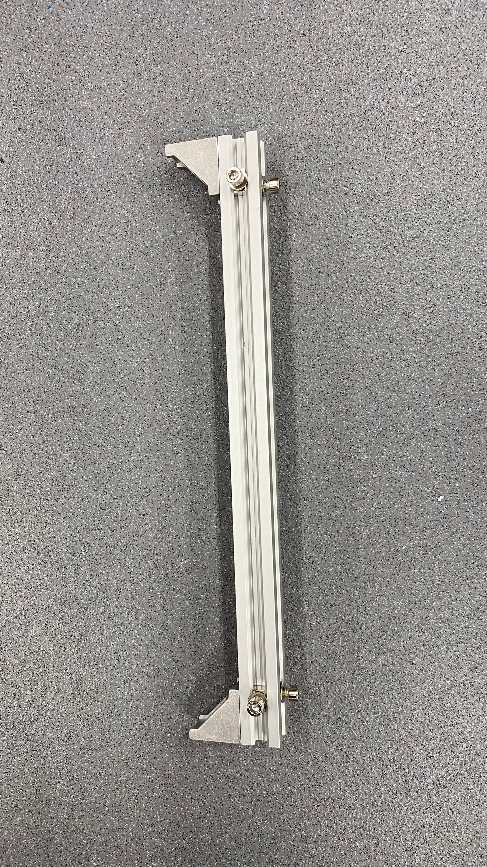 front_compartment_width_bottom_1.jpeg