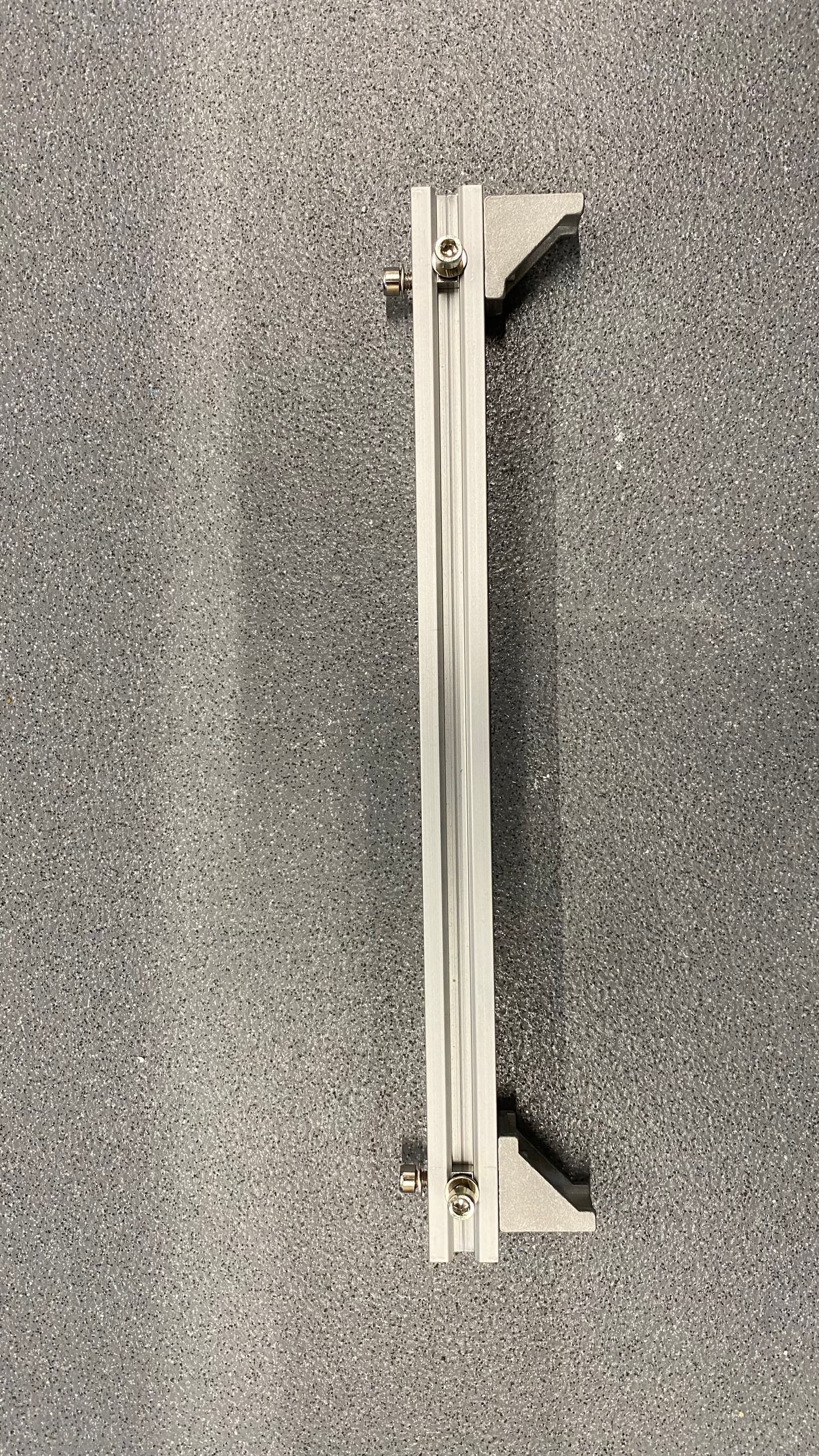 front_compartment_width_top_1.jpeg
