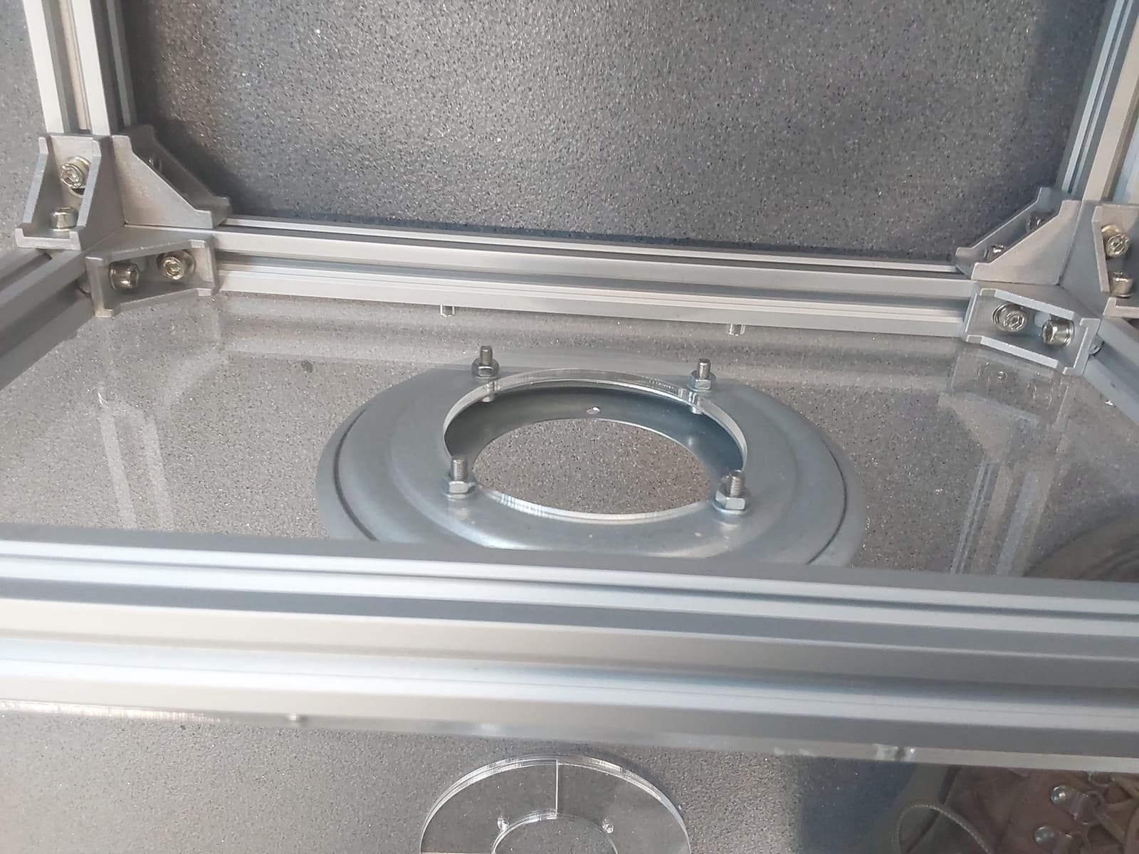 hinge_front_side_screws_2.png