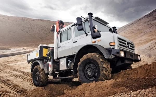 unimog.jpeg