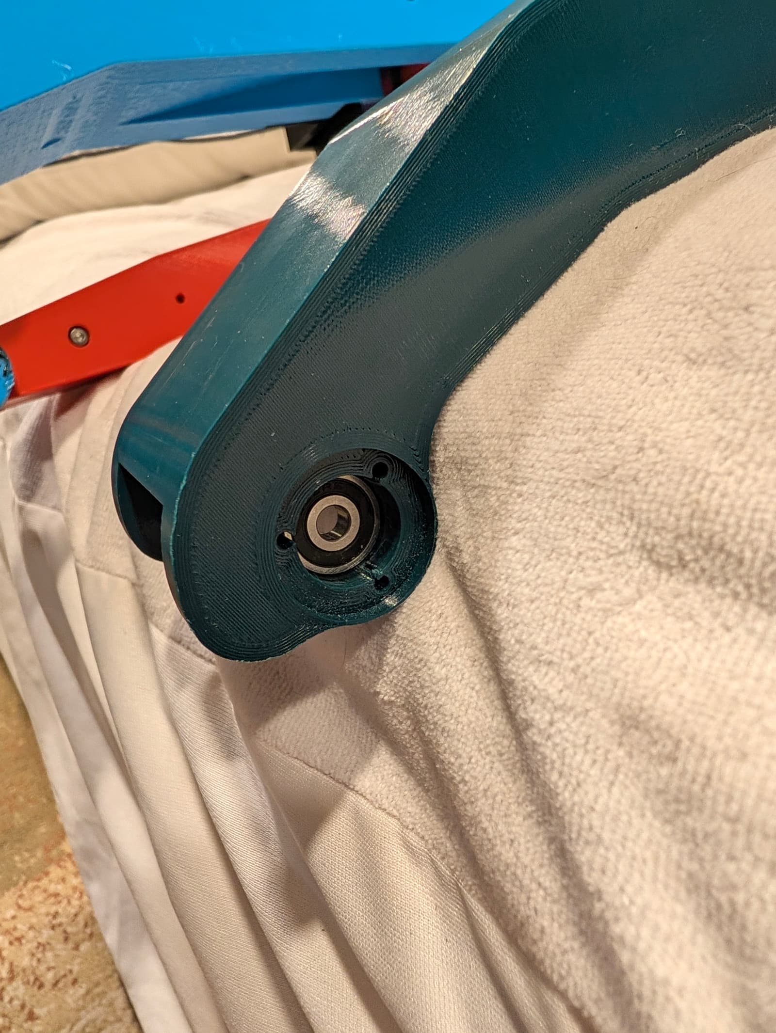 lower_femur_bearings.jpg