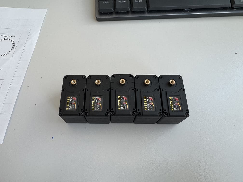 1_servo.jpg