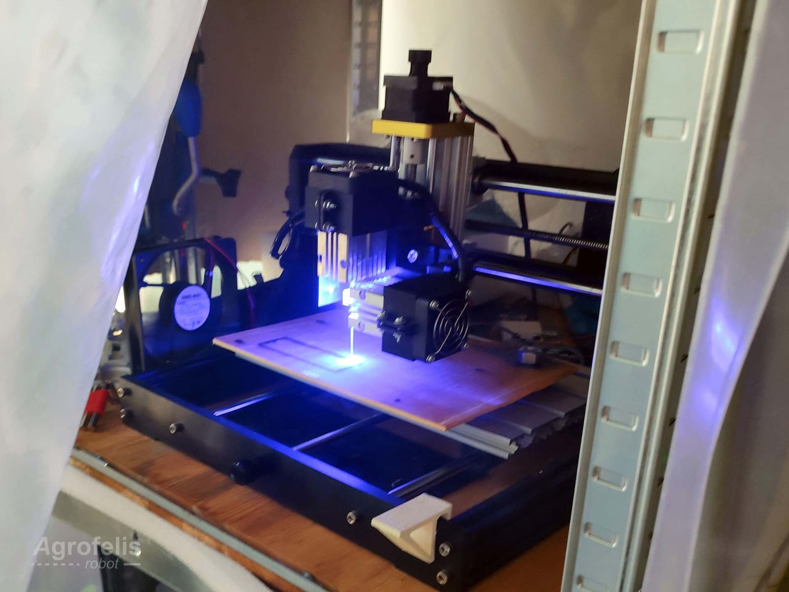structure_laser.jpg