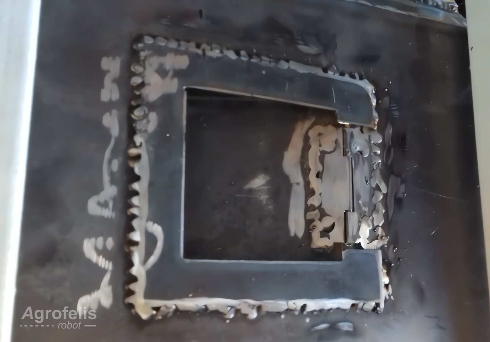 07-door_in.jpg