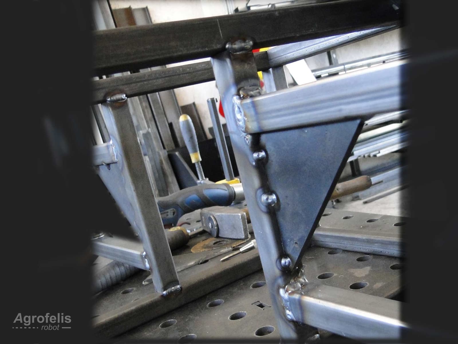 vehicle-frame-04-step-05-02-acual.jpg