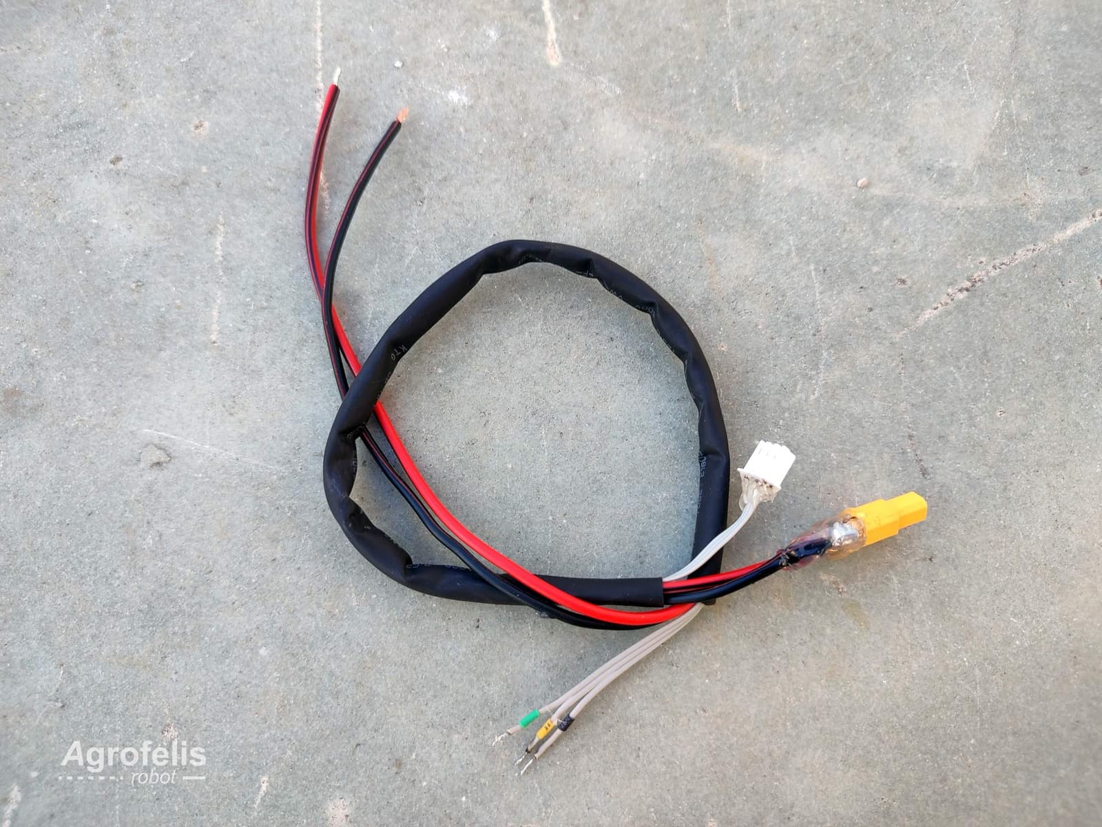 vehicle-lidar-13-cables.jpg