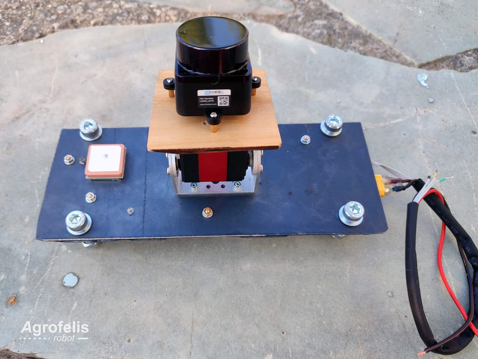 vehicle-lidar-15-front-view.jpg