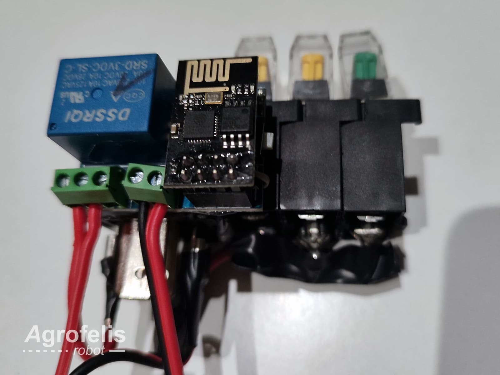 vehicle-power-15-relay-fuse-4.jpg