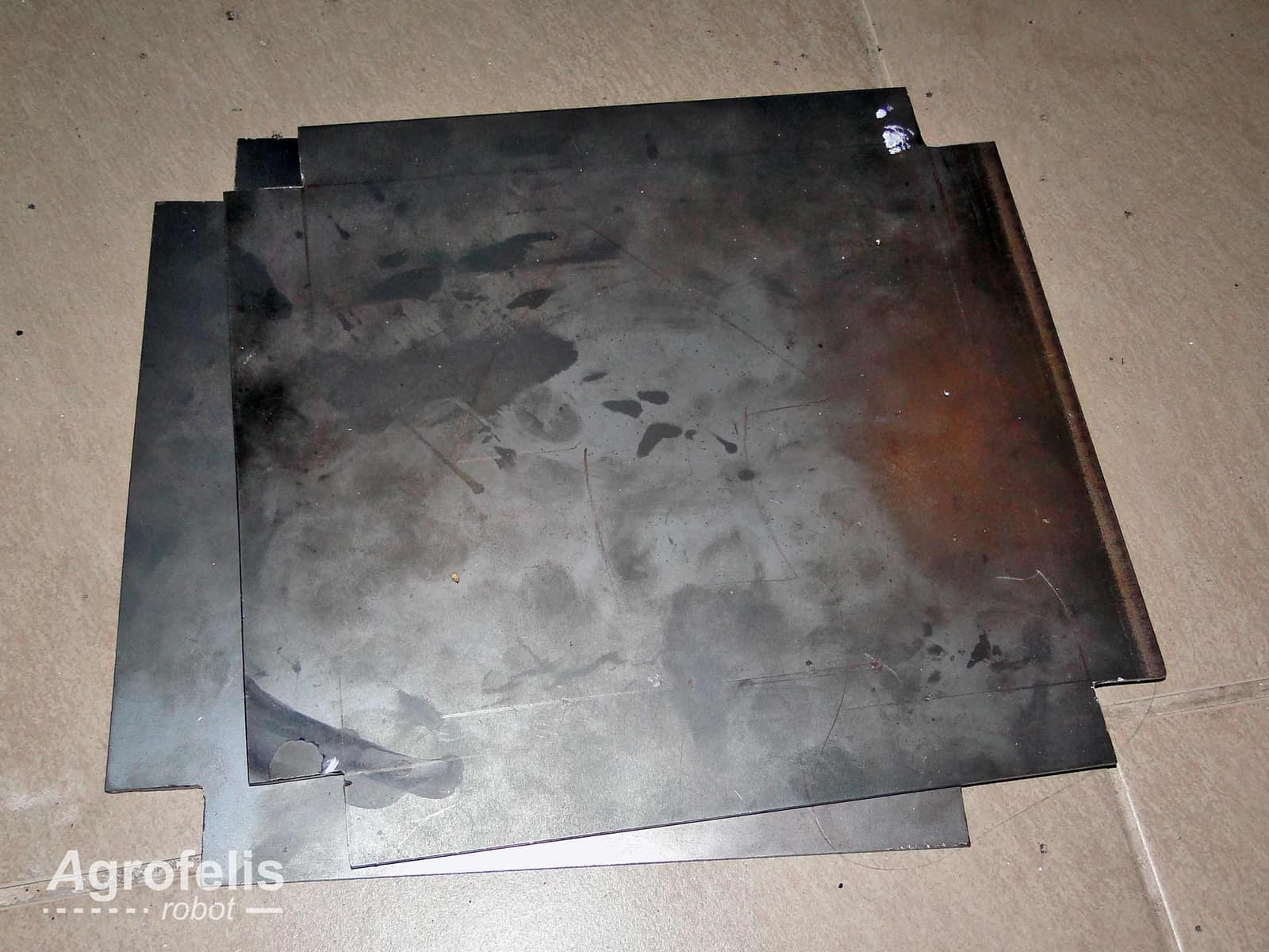 vehicle-steering-04-mounting-plates-2.jpg