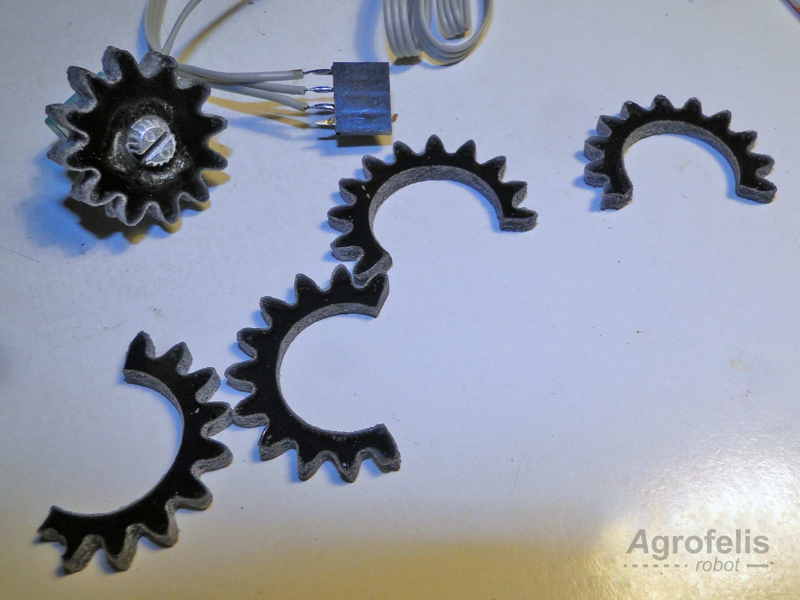 vehicle-steering-15-Gears-DSC08042.jpg