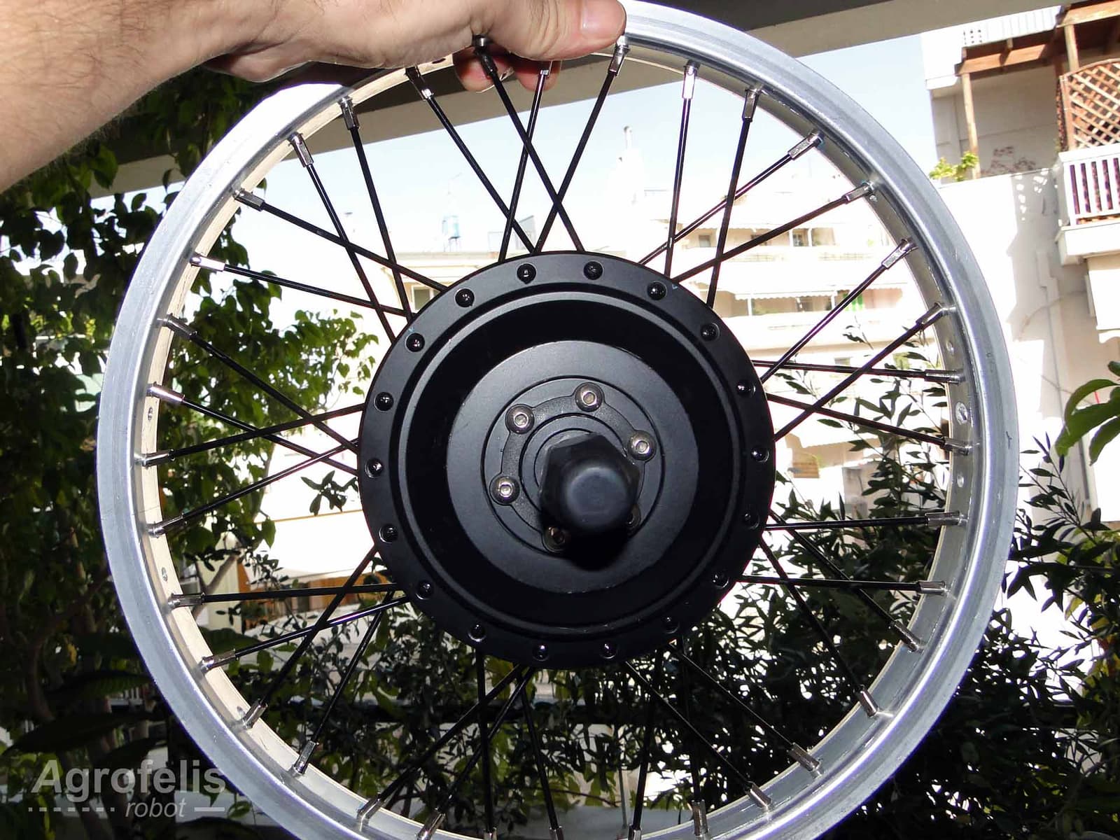 vehicle-wheels-01_wheel.jpg