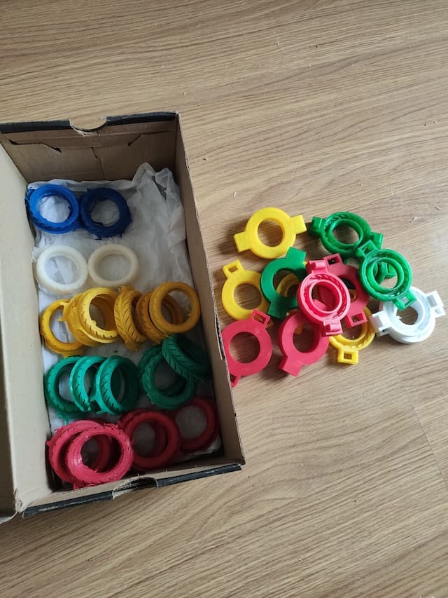 tyres_n_molds.jpg